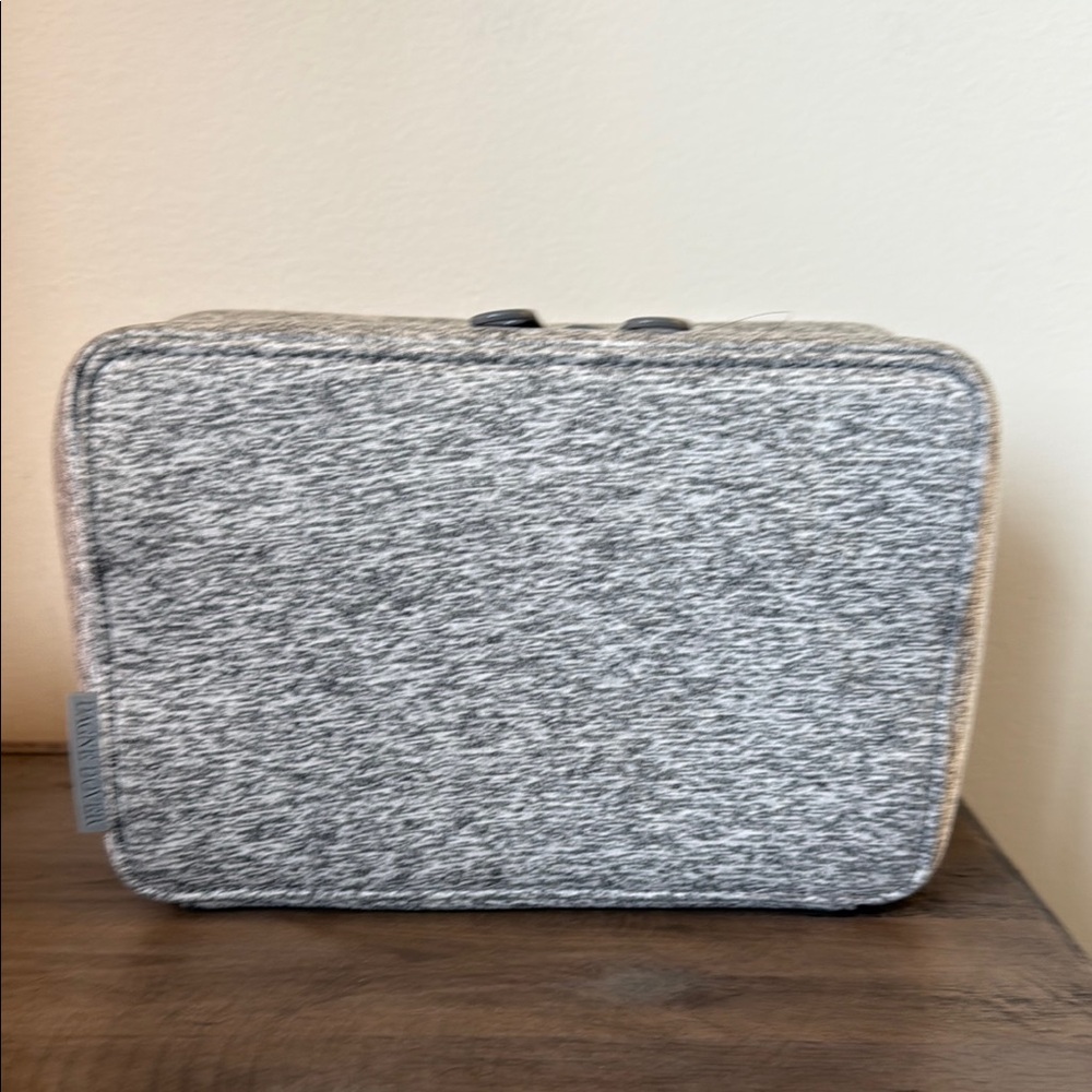 Dange Dover Arlo Large Tech Organizer in Heather Grey like new